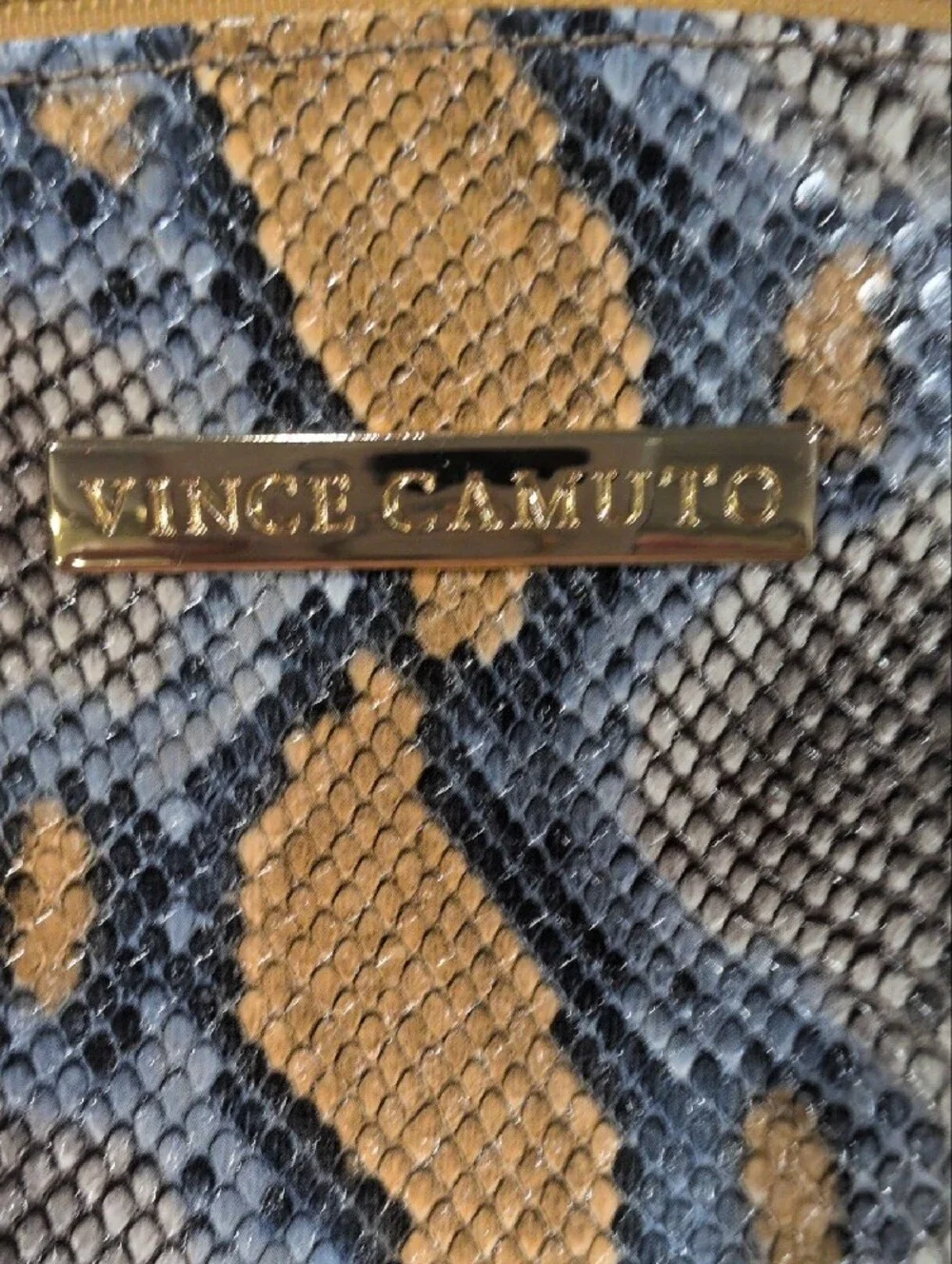 Vince Camuto vince camuto